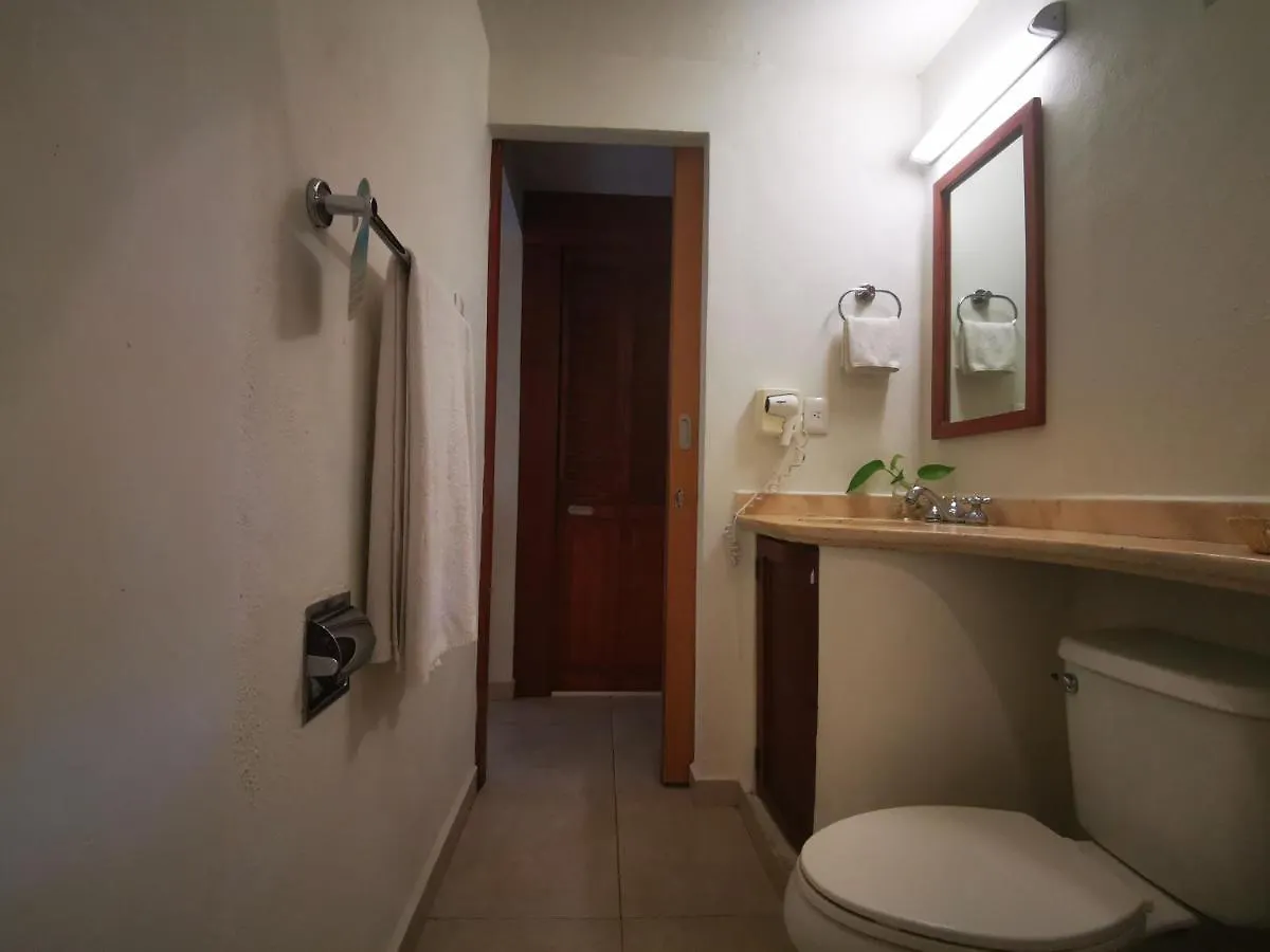 Hotel Kinkaa פלאייה דל כרמן